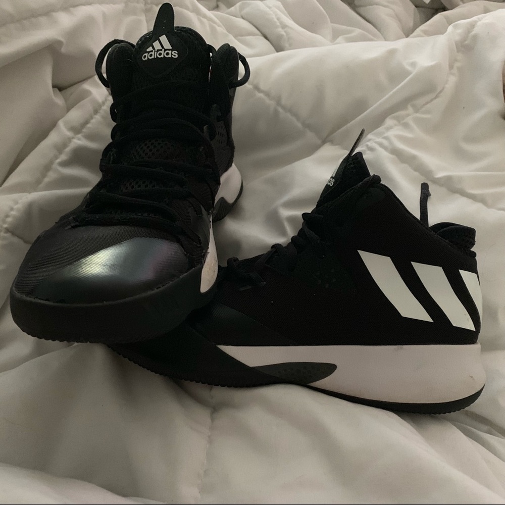 Worn ONCE Adidas